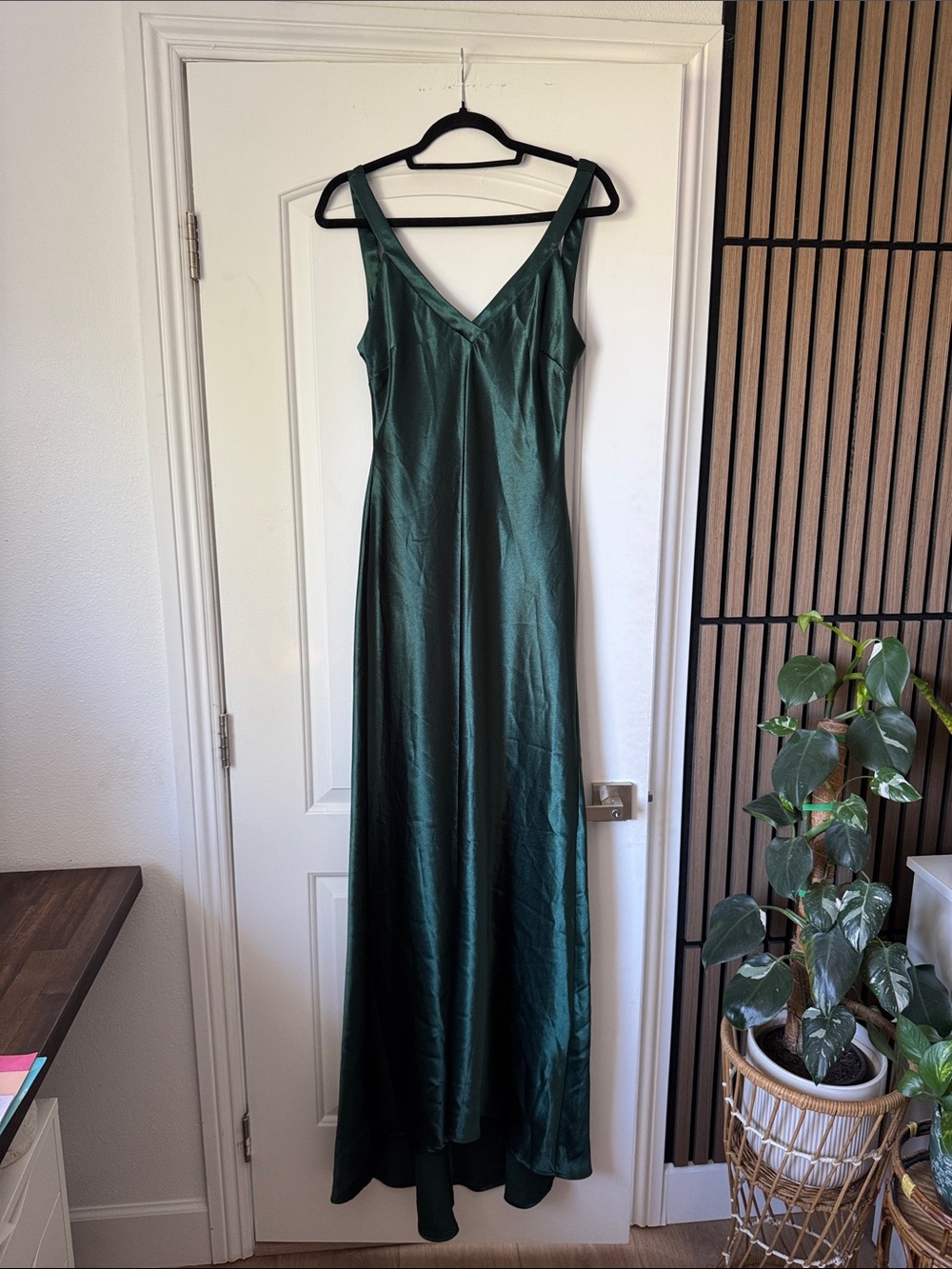 Luluβs Emerald Green Column Dress NWT
